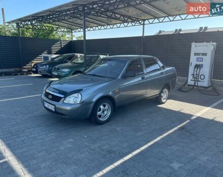 Серый ВАЗ 2170 Priora, объемом двигателя 1.6 л и пробегом 220 тыс. км за 2250 $, фото 1 на Automoto.ua