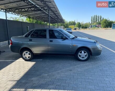 Сірий ВАЗ 2170 Priora, об'ємом двигуна 1.6 л та пробігом 220 тис. км за 1999 $, фото 1 на Automoto.ua