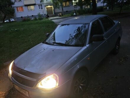 Сірий ВАЗ 2170 Priora, об'ємом двигуна 1.6 л та пробігом 260 тис. км за 1900 $, фото 1 на Automoto.ua