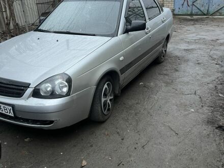 Сірий ВАЗ 2170 Priora, об'ємом двигуна 1.6 л та пробігом 250 тис. км за 2100 $, фото 1 на Automoto.ua