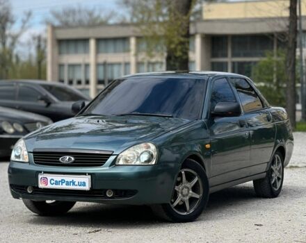 Серый ВАЗ 2170 Priora, объемом двигателя 0 л и пробегом 200 тыс. км за 2800 $, фото 1 на Automoto.ua