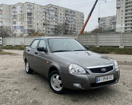 Серый ВАЗ 2170 Priora, объемом двигателя 1.6 л и пробегом 180 тыс. км за 1999 $, фото 1 на Automoto.ua