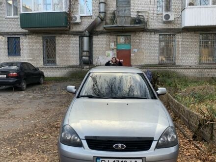 Серый ВАЗ 2170 Priora, объемом двигателя 1.6 л и пробегом 240 тыс. км за 2000 $, фото 1 на Automoto.ua