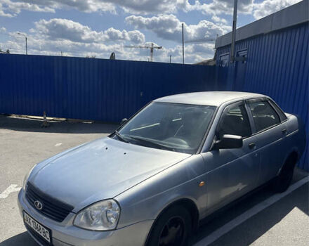 Серый ВАЗ 2170 Priora, объемом двигателя 1.6 л и пробегом 222 тыс. км за 2000 $, фото 1 на Automoto.ua