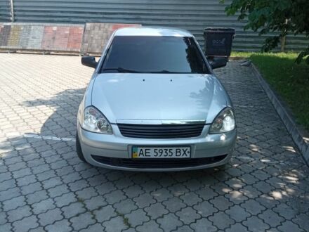 ВАЗ 2170 Priora 2007 у Павлограде на Automoto.ua Сірий ВАЗ 2170 Priora, об'ємом двигуна 1.6 л та пробігом 100 тис. км за 2250 $, фото 1 на Automoto.ua