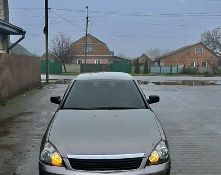 Серый ВАЗ 2170 Priora, объемом двигателя 1.6 л и пробегом 270 тыс. км за 2000 $, фото 1 на Automoto.ua