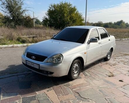 Серый ВАЗ 2170 Priora, объемом двигателя 1.6 л и пробегом 235 тыс. км за 1850 $, фото 1 на Automoto.ua