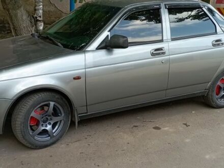 Серый ВАЗ 2170 Priora, объемом двигателя 1.6 л и пробегом 170 тыс. км за 2700 $, фото 1 на Automoto.ua