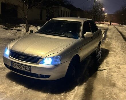 Серый ВАЗ 2170 Priora, объемом двигателя 1.6 л и пробегом 250 тыс. км за 2300 $, фото 1 на Automoto.ua