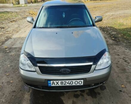 Серый ВАЗ 2170 Priora, объемом двигателя 1.6 л и пробегом 180 тыс. км за 2000 $, фото 1 на Automoto.ua