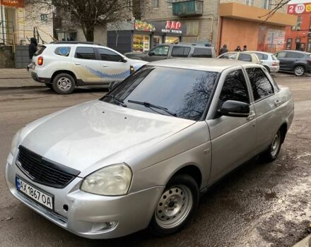 Серый ВАЗ 2170 Priora, объемом двигателя 1.6 л и пробегом 180 тыс. км за 2200 $, фото 1 на Automoto.ua
