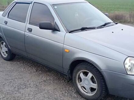 Сірий ВАЗ 2170 Priora, об'ємом двигуна 1.6 л та пробігом 180 тис. км за 2350 $, фото 1 на Automoto.ua