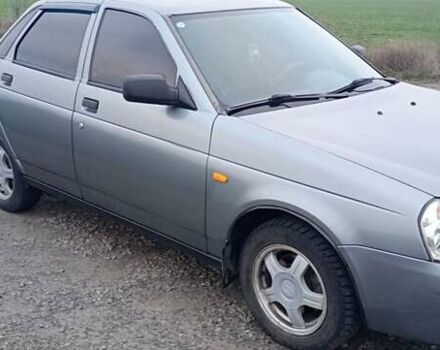 Серый ВАЗ 2170 Priora, объемом двигателя 1.6 л и пробегом 180 тыс. км за 2350 $, фото 1 на Automoto.ua