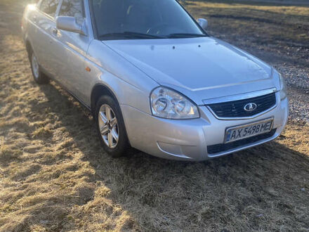 ВАЗ 2170 2008 у Харкові на Automoto.ua Сірий ВАЗ 2170, об'ємом двигуна 1.6 л та пробігом 221 тис. км за 3100 $, фото 1 на Automoto.ua