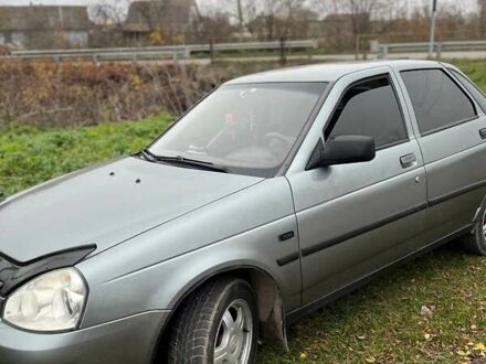 Серый ВАЗ 2170 Priora, объемом двигателя 1.6 л и пробегом 163 тыс. км за 2550 $, фото 1 на Automoto.ua