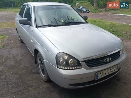 ВАЗ 2170 Priora 2008 в Золотоноше на Automoto.ua Серый ВАЗ 2170 Priora, объемом двигателя 1.6 л и пробегом 210 тыс. км за 2500 $, фото 1 на Automoto.ua