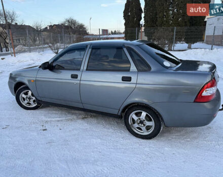 Серый ВАЗ 2170 Priora, объемом двигателя 1.6 л и пробегом 228 тыс. км за 2600 $, фото 1 на Automoto.ua