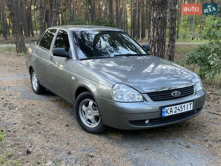 ВАЗ 2170 Priora 2008 у Києві на Automoto.ua Сірий ВАЗ 2170 Priora, об'ємом двигуна 1.6 л та пробігом 155 тис. км за 3750 $, фото 1 на Automoto.ua