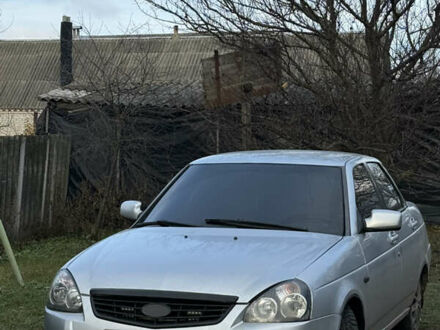 Серый ВАЗ 2170 Priora, объемом двигателя 1.6 л и пробегом 214 тыс. км за 3200 $, фото 1 на Automoto.ua