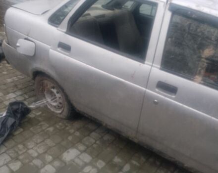 Серый ВАЗ 2170 Priora, объемом двигателя 1.6 л и пробегом 180 тыс. км за 799 $, фото 1 на Automoto.ua