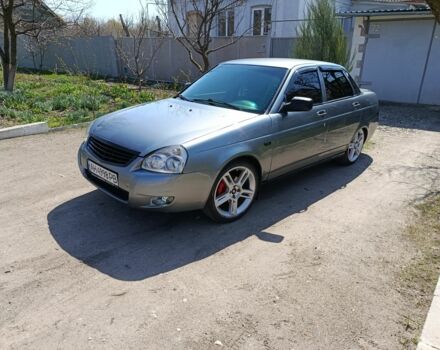 Серый ВАЗ 2170 Priora, объемом двигателя 1.6 л и пробегом 250 тыс. км за 4000 $, фото 1 на Automoto.ua