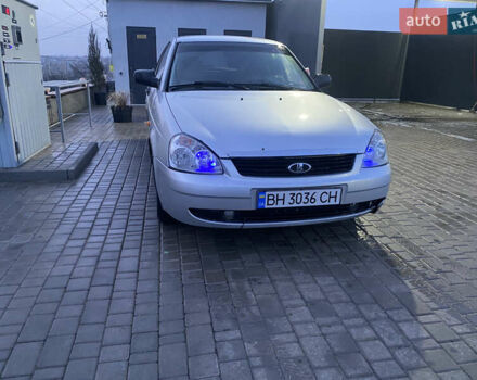 Серый ВАЗ 2170 Priora, объемом двигателя 1.6 л и пробегом 180 тыс. км за 1600 $, фото 1 на Automoto.ua
