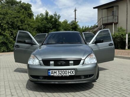 ВАЗ 2170 Priora 2008 у Житомирі на Automoto.ua Сірий ВАЗ 2170 Priora, об'ємом двигуна 1.6 л та пробігом 50 тис. км за 3900 $, фото 1 на Automoto.ua