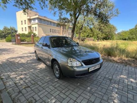 Серый ВАЗ 2170 Priora, объемом двигателя 1.6 л и пробегом 148 тыс. км за 1750 $, фото 1 на Automoto.ua