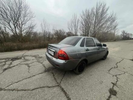 Серый ВАЗ 2170 Priora, объемом двигателя 1.6 л и пробегом 250 тыс. км за 2000 $, фото 1 на Automoto.ua