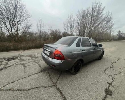 Серый ВАЗ 2170 Priora, объемом двигателя 1.6 л и пробегом 250 тыс. км за 2000 $, фото 1 на Automoto.ua