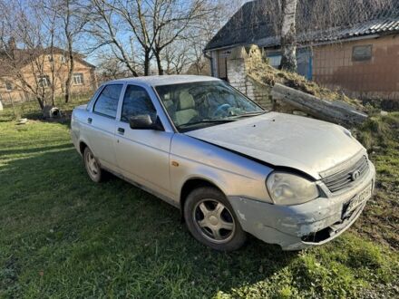 Серый ВАЗ 2170 Priora, объемом двигателя 1.6 л и пробегом 260 тыс. км за 1150 $, фото 1 на Automoto.ua