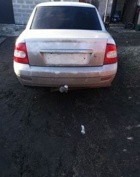 Серый ВАЗ 2170 Priora, объемом двигателя 1.6 л и пробегом 200 тыс. км за 753 $, фото 1 на Automoto.ua