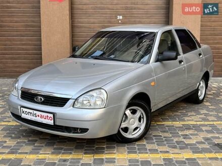 ВАЗ 2170 Priora 2008 у Вінниці на Automoto.ua Сірий ВАЗ 2170 Priora, об'ємом двигуна 1.6 л та пробігом 212 тис. км за 3699 $, фото 1 на Automoto.ua