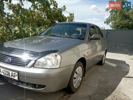 ВАЗ 2170 Priora 2008 у Благовіщенське (Ульяновка) на Automoto.ua Сірий ВАЗ 2170 Priora, об'ємом двигуна 1.6 л та пробігом 221 тис. км за 2200 $, фото 1 на Automoto.ua
