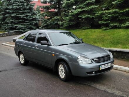 Серый ВАЗ 2170 Priora, объемом двигателя 1.6 л и пробегом 250 тыс. км за 2350 $, фото 1 на Automoto.ua