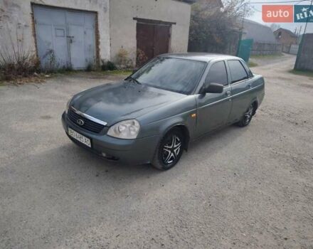 Серый ВАЗ 2170 Priora, объемом двигателя 1.6 л и пробегом 289 тыс. км за 950 $, фото 1 на Automoto.ua