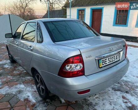 Серый ВАЗ 2170 Priora, объемом двигателя 1.6 л и пробегом 300 тыс. км за 2999 $, фото 1 на Automoto.ua
