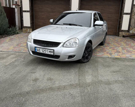 Серый ВАЗ 2170 Priora, объемом двигателя 1.6 л и пробегом 110 тыс. км за 3400 $, фото 1 на Automoto.ua