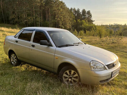 Серый ВАЗ 2170 Priora, объемом двигателя 1.6 л и пробегом 163 тыс. км за 3450 $, фото 1 на Automoto.ua