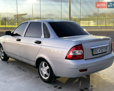 Серый ВАЗ 2170 Priora, объемом двигателя 0 л и пробегом 178 тыс. км за 2500 $, фото 1 на Automoto.ua