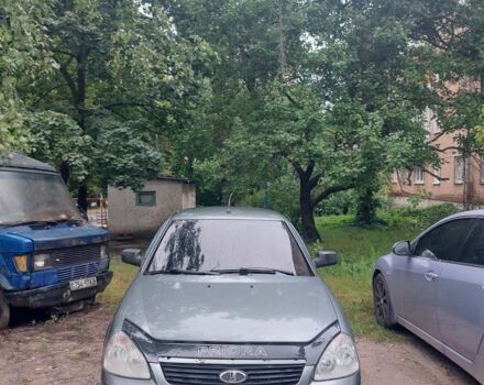 Серый ВАЗ 2170 Priora, объемом двигателя 1.6 л и пробегом 160 тыс. км за 3000 $, фото 1 на Automoto.ua