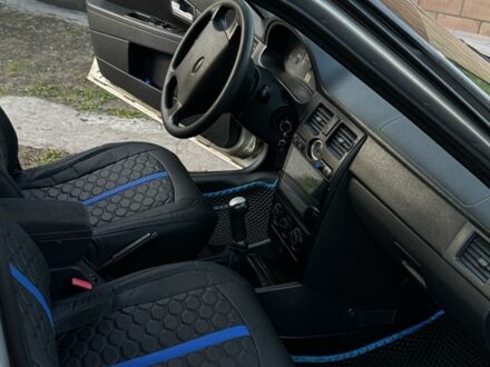 ВАЗ 2170 Priora 2011 в Черкассах на Automoto.ua Серый ВАЗ 2170 Priora, объемом двигателя 1.6 л и пробегом 270 тыс. км за 3800 $, фото 1 на Automoto.ua