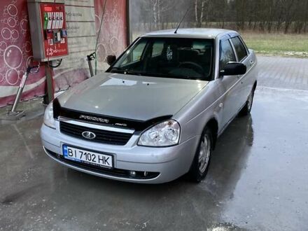 Серый ВАЗ 2170 Priora, объемом двигателя 1.6 л и пробегом 201 тыс. км за 2700 $, фото 1 на Automoto.ua
