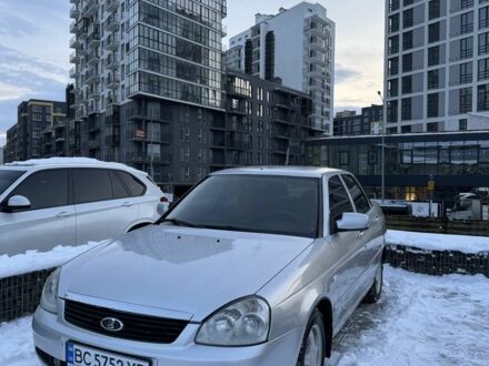 Серый ВАЗ 2170 Priora, объемом двигателя 1.6 л и пробегом 213 тыс. км за 1100 $, фото 1 на Automoto.ua