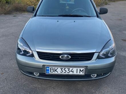 Сірий ВАЗ 2170 Priora, об'ємом двигуна 1.6 л та пробігом 211 тис. км за 2700 $, фото 1 на Automoto.ua