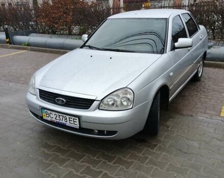Серый ВАЗ 2170 Priora, объемом двигателя 1.6 л и пробегом 212 тыс. км за 3300 $, фото 1 на Automoto.ua