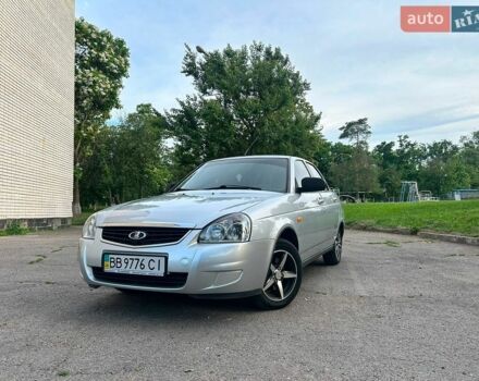 Серый ВАЗ 2170 Priora, объемом двигателя 1.6 л и пробегом 135 тыс. км за 4400 $, фото 1 на Automoto.ua
