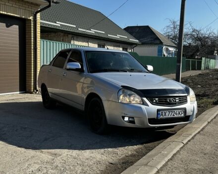 Серый ВАЗ 2170 Priora, объемом двигателя 1.6 л и пробегом 180 тыс. км за 3200 $, фото 1 на Automoto.ua