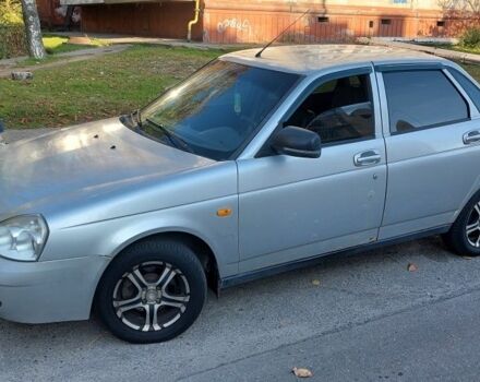 Серый ВАЗ 2170 Priora, объемом двигателя 1.6 л и пробегом 135 тыс. км за 3750 $, фото 1 на Automoto.ua