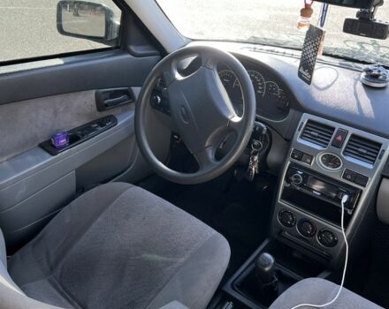 Синий ВАЗ 2170 Priora, объемом двигателя 1.6 л и пробегом 260 тыс. км за 1900 $, фото 13 на Automoto.ua